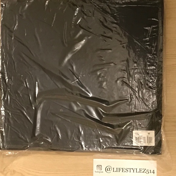 Michael Jordan Jersey - Picture 2 of 10